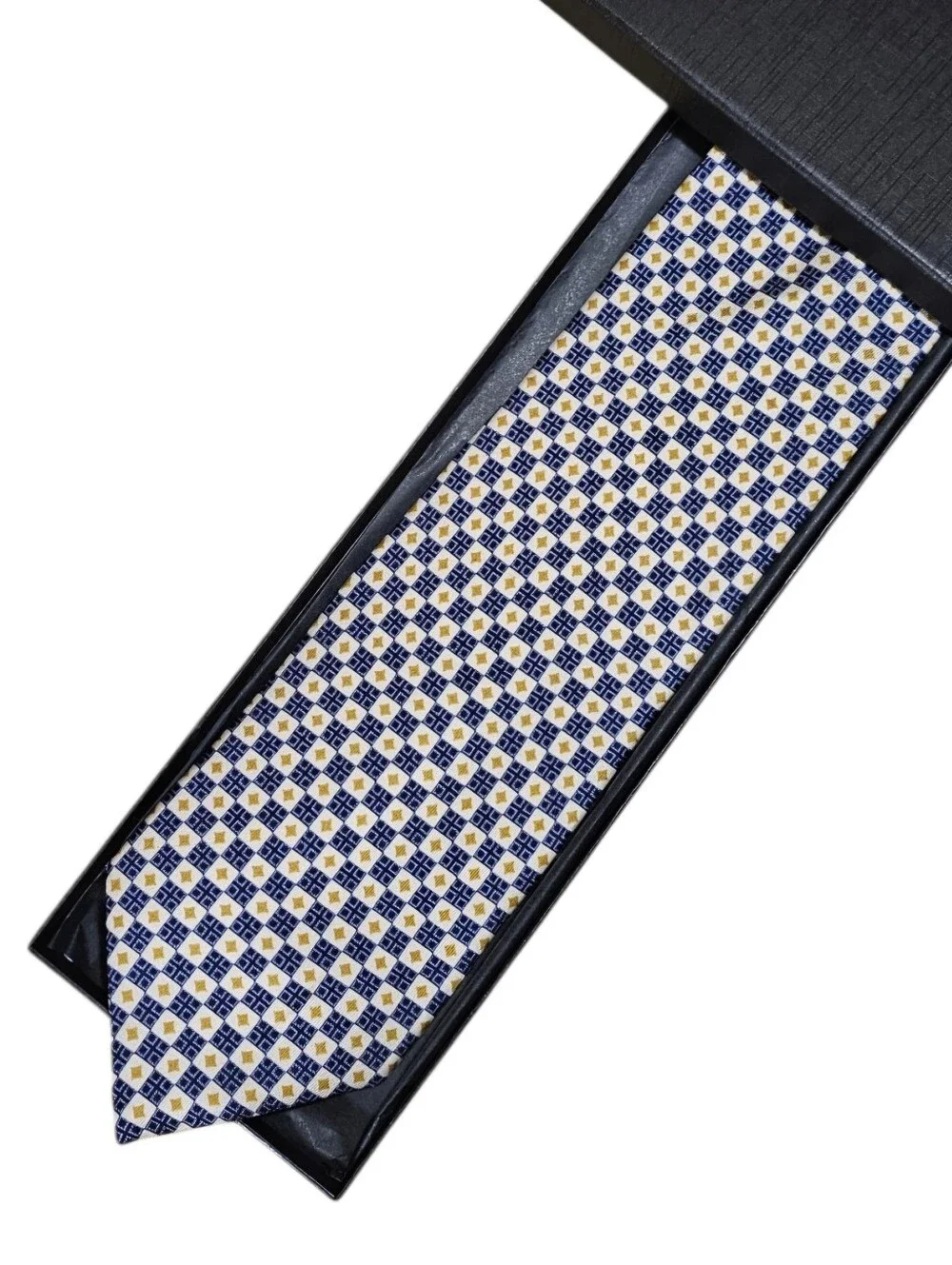 VALENTINO TIE - Picture 15 of 16
